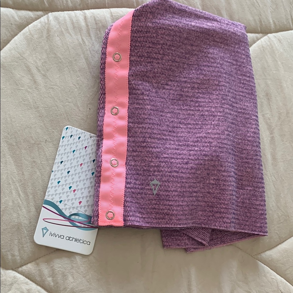 Ivivva athletica Infinity Scarf